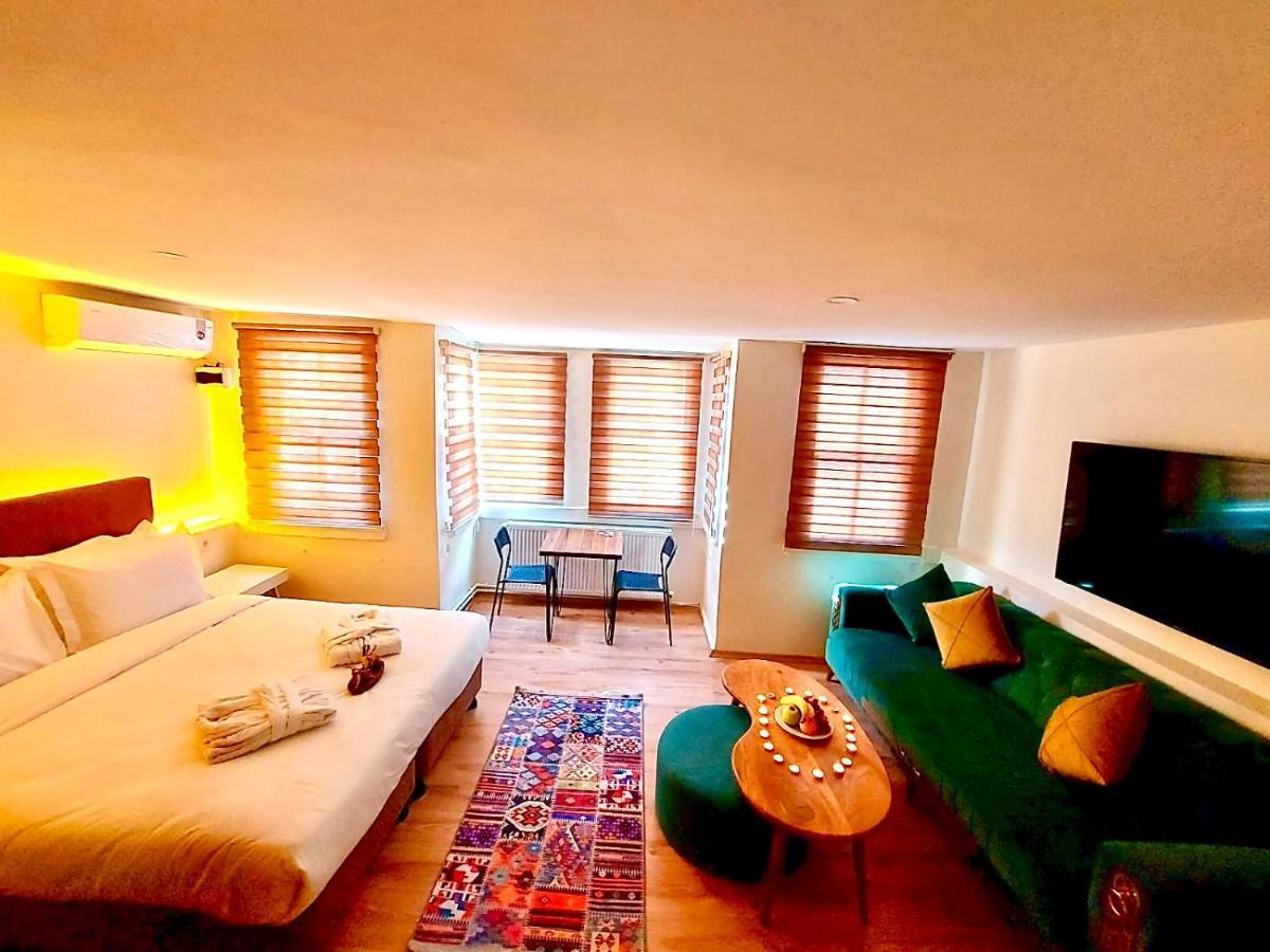Mates Port Hotel Istanbul Exteriör bild